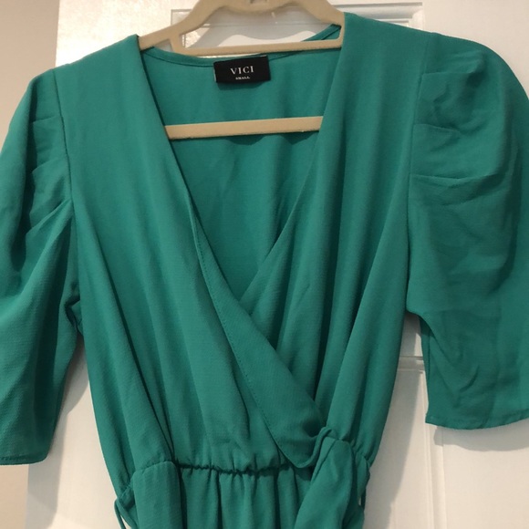 Dress - Picture 2 of 4